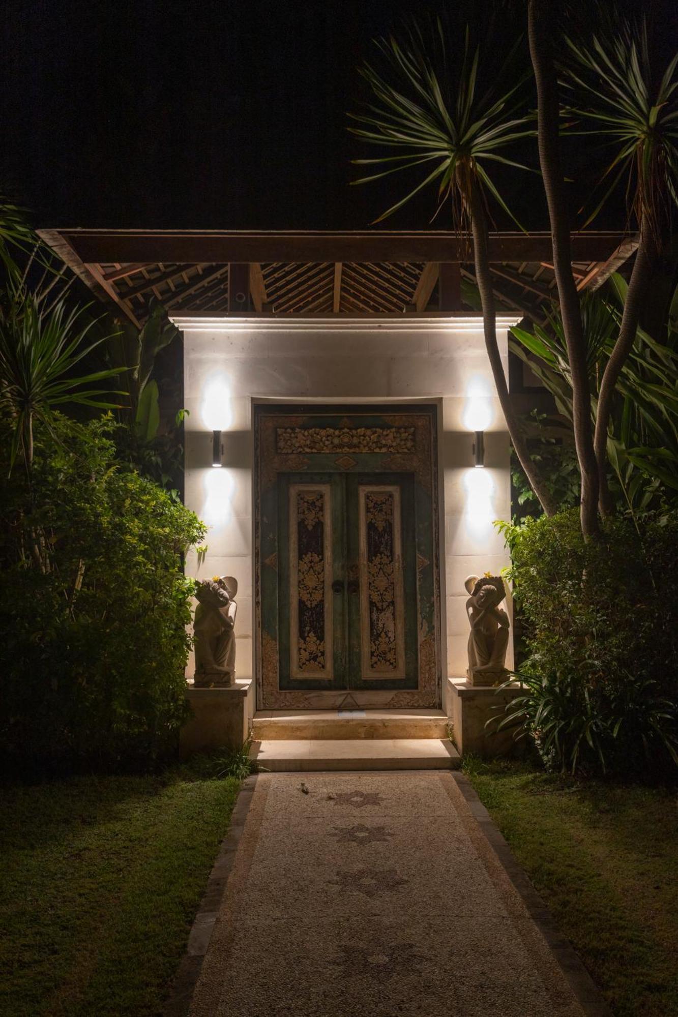 Villa Rumah Isah Candidasa Екстериор снимка